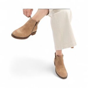 ITALEAU WATERPROOF FOLIANA SUEDE BOOTS MINIMALIST ITALIAN MADE PREPPY ANKLE 39.5